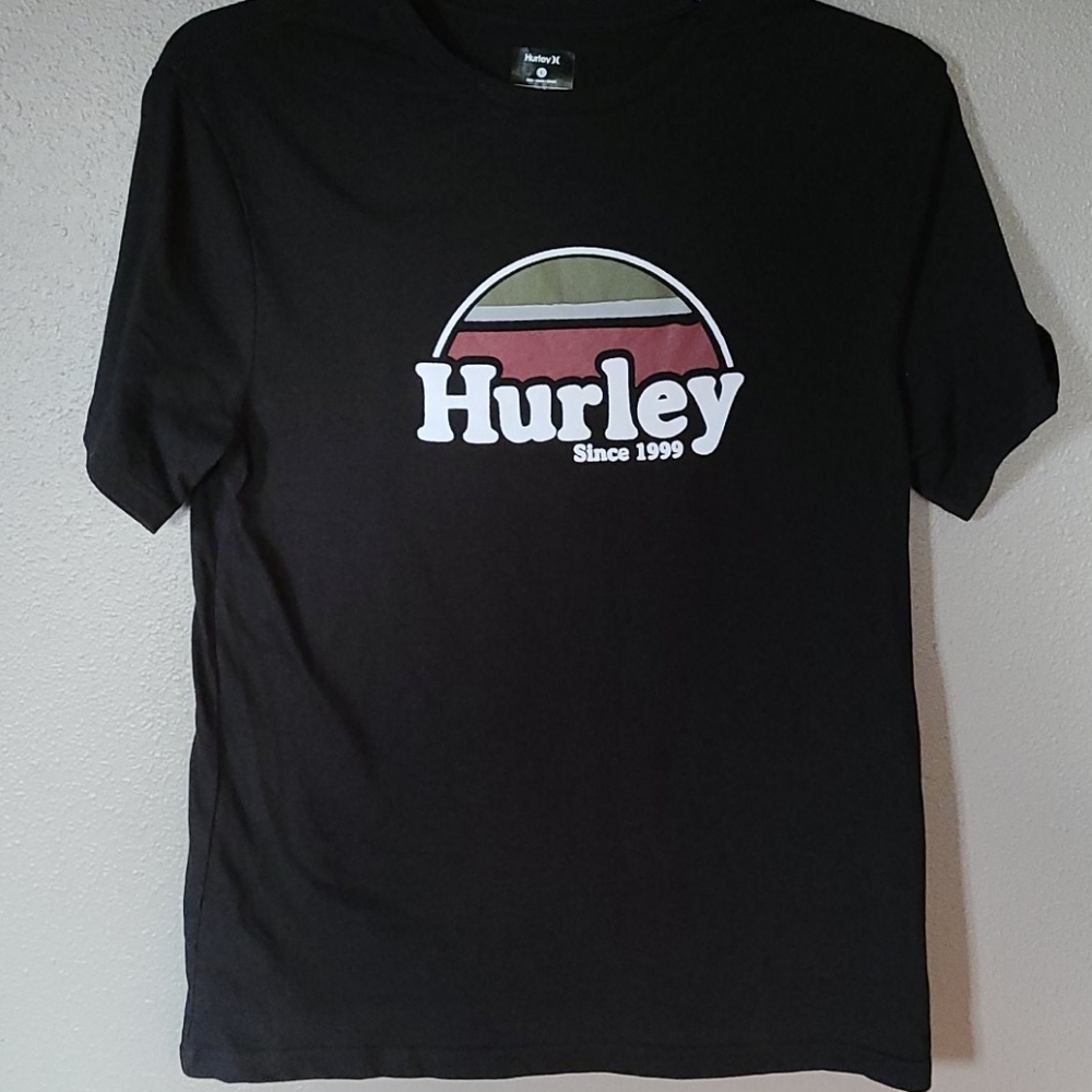 Hurley Men's Black Tshirt  size large